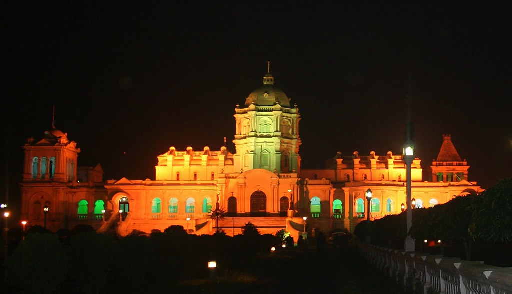ujjayanta palace Night